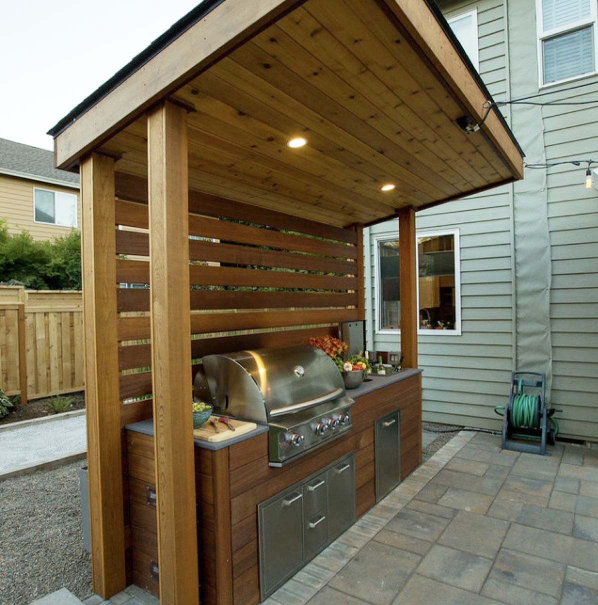 buitenkeuken-inspiratie-van-bbq-tot-overkapping-en-buitenkeuken-zelf-maken