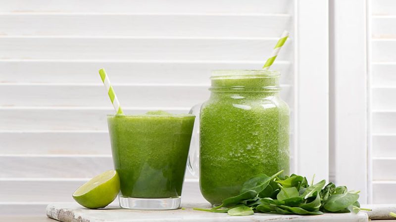 Green powder smoothie recept
