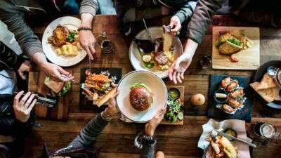 Gezellig samen eten tijdens je verjaardag