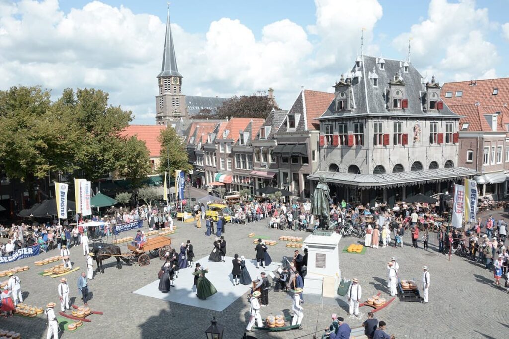 De oudste kaasmarkt van Noord-Holland Foto: Hoornse Kaasmarkt foto Tripadvisor