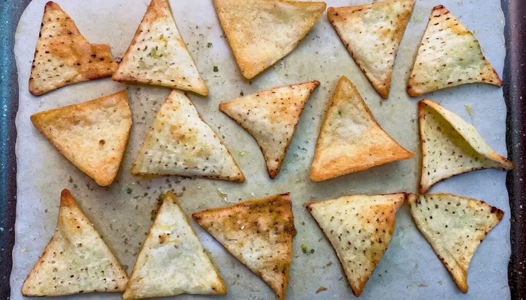 Pita chips bakken in de oven