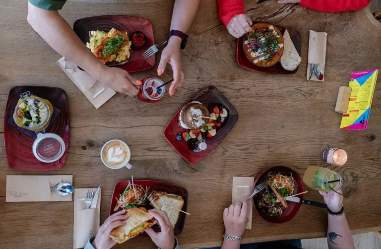 Heerlijk ontbijt en lunch bij Joop 768x502