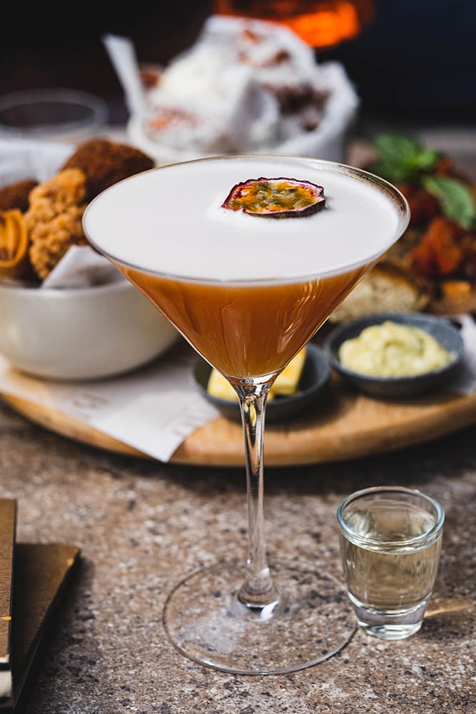 Pornstar Martini tijdens de VRIJMIBO bij Café Beau in Haarlem