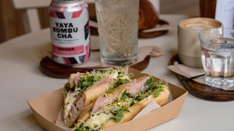 Cafe Perron belegd broodje mortadella min 800x450