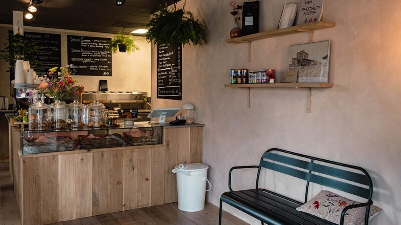 Zelfgemaakt interieur door eigenaresse Sterre min 800x450