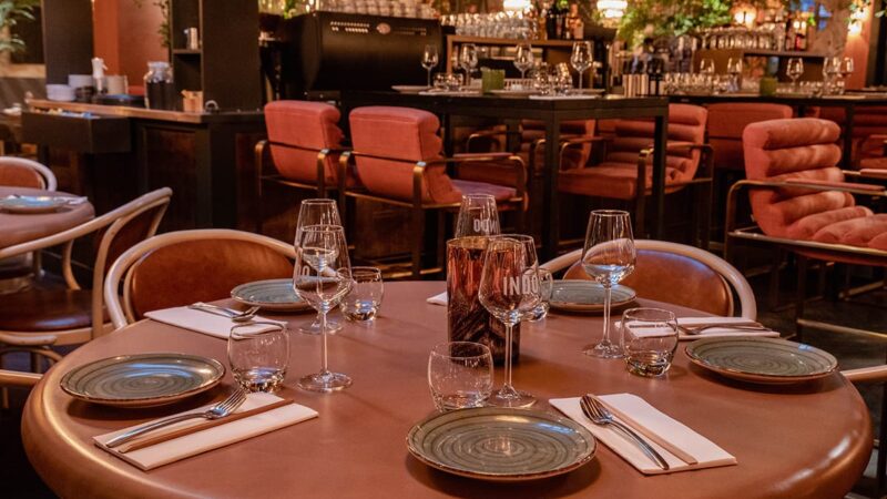 Gezellig interieur Labo Chow Haarlem 800x450