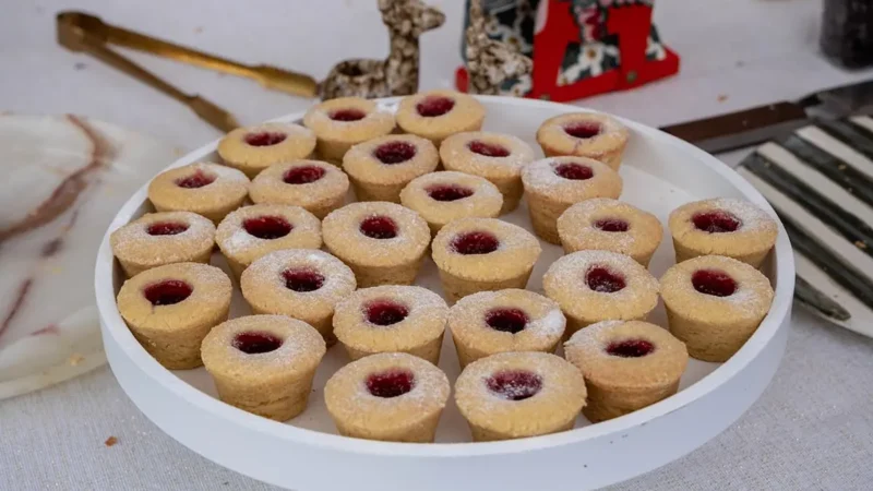 Originela Zweedse koekjes gevuld met jam 800x450