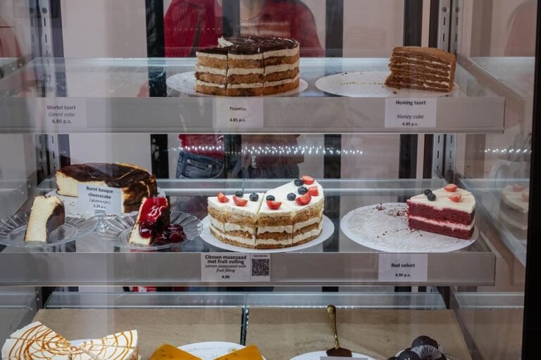 Assortiment taarten van Evas Cake Boutique 768x512