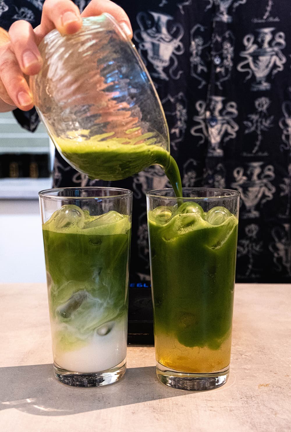 Verschillende ceremonial grade matcha drankjes